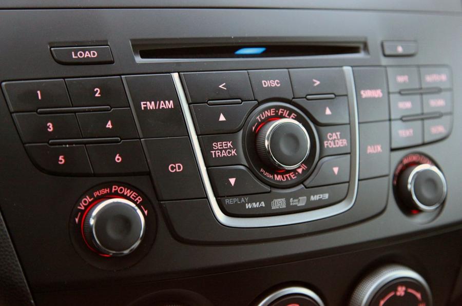  Mazda5 2012 года  (фото 17 из 94)